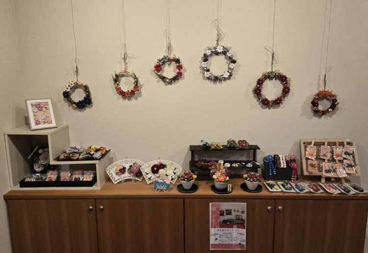 つまみ細工FURA 展 2025年11月30日(日)~1月31日(土)